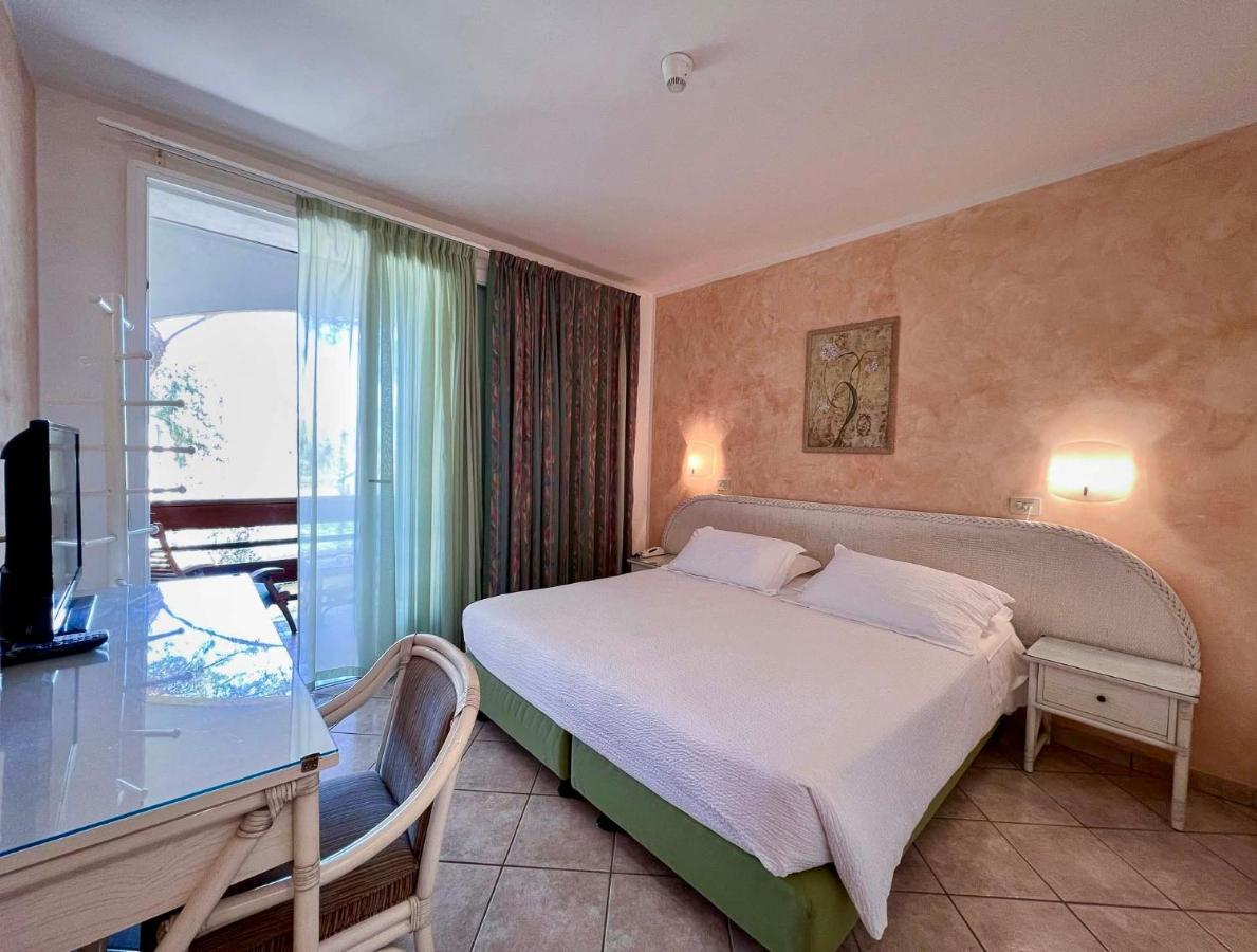 Double or Twin Room with Balcony,1393825814:JPEG