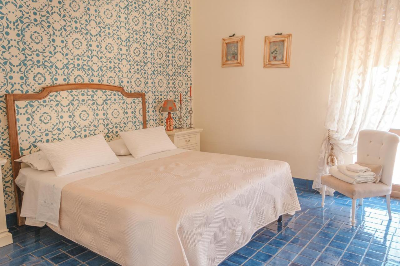Deluxe Room,1393852724:JPEG
