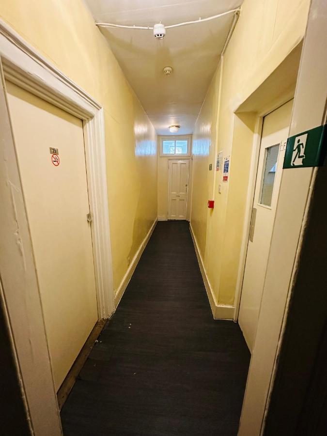 Triple Room Private Bathroom
