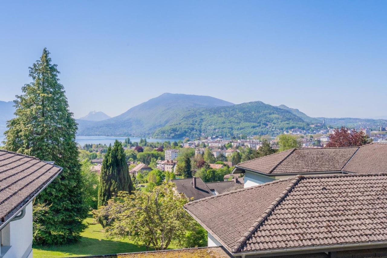 Single Room Lake View