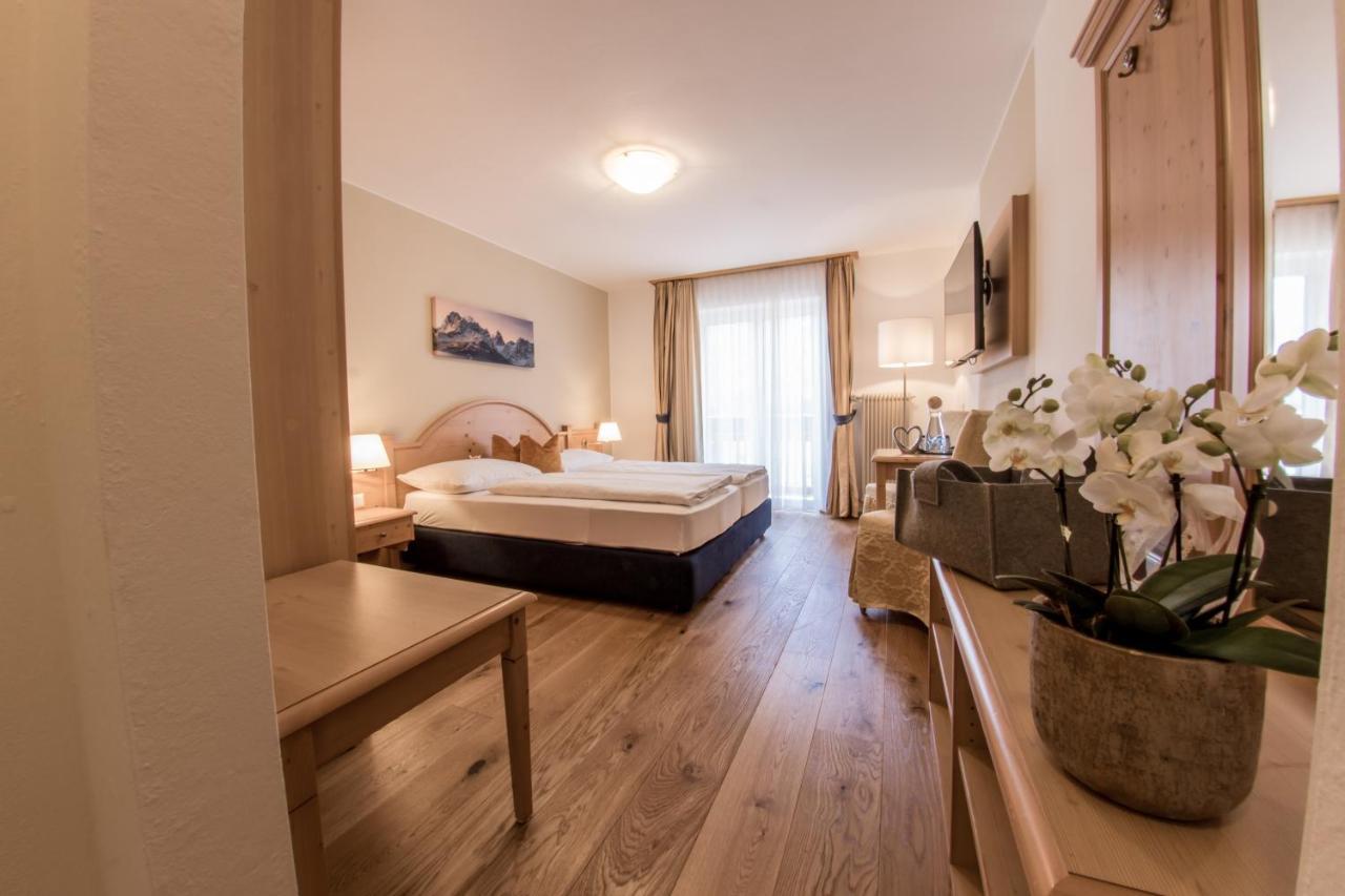 Doppelzimmer Südseite, mit Balkon und Bergblick