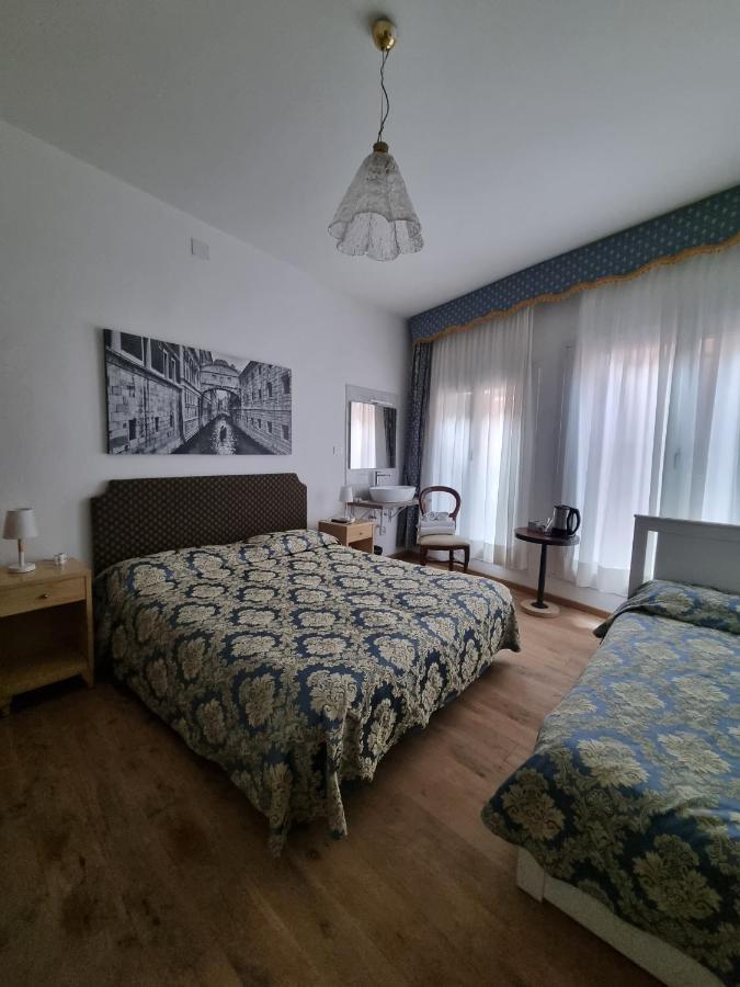 Triple Room with Shared Bathroom