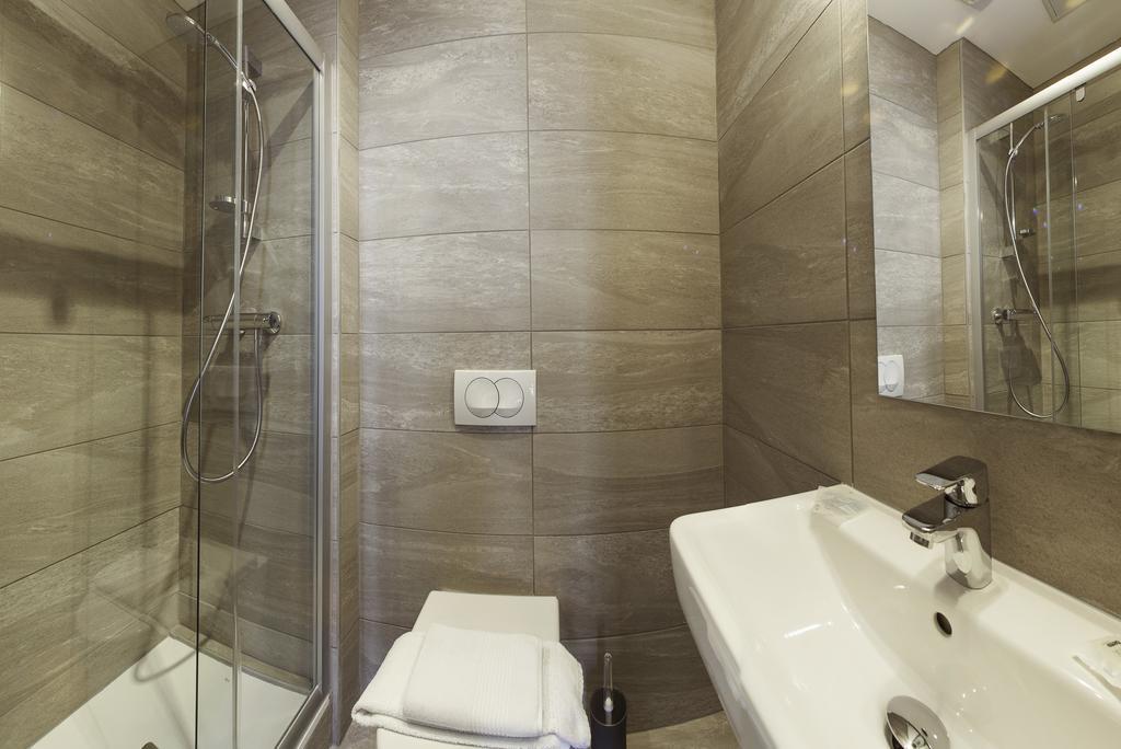 Comfort Single Room