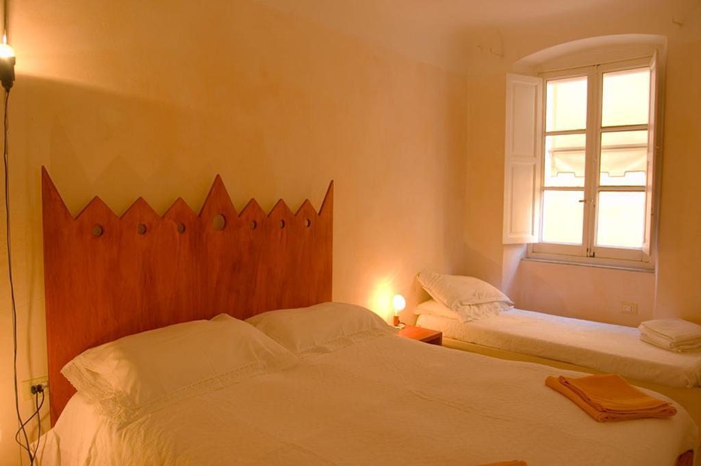 Triple Room Private Bathroom