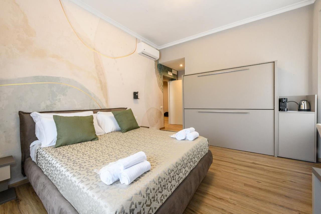 Deluxe Double Room with Extra Bed,1403820497:JPEG