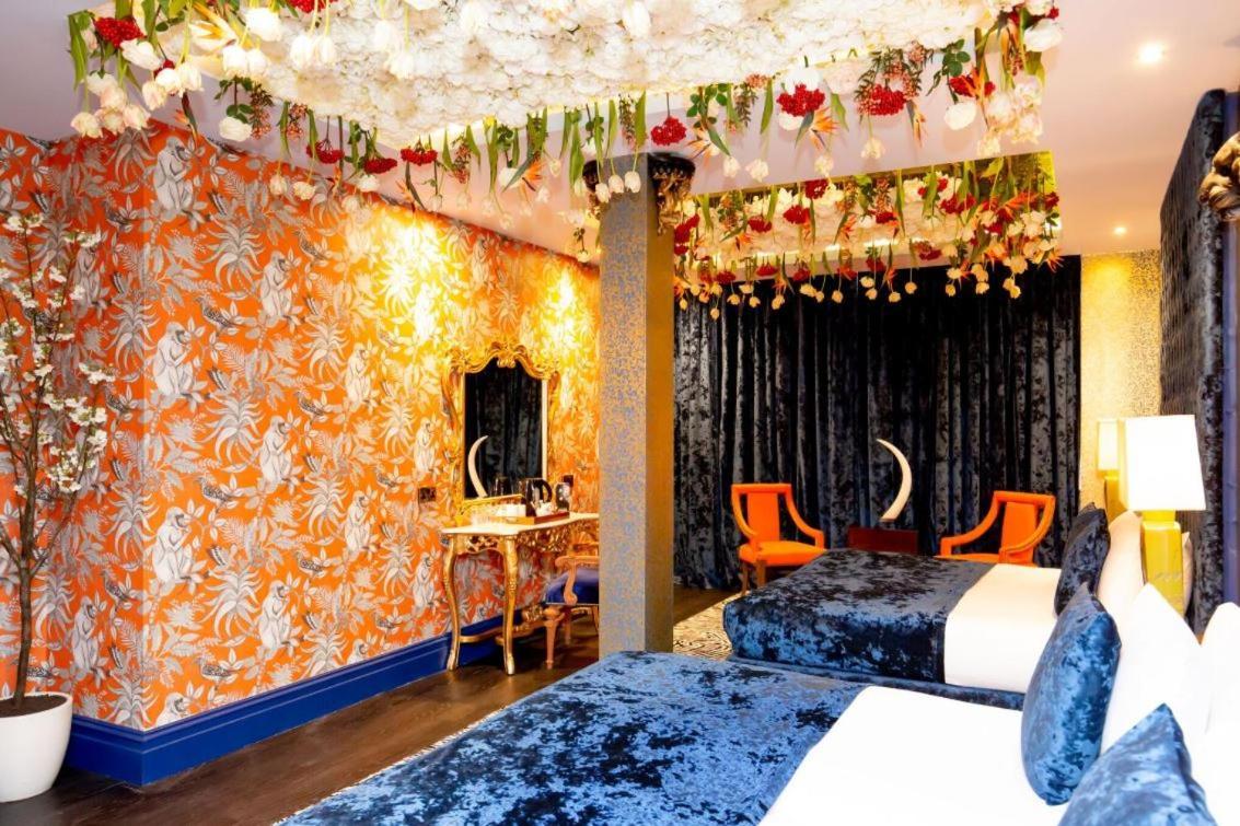 Themed Room Sleeping 4