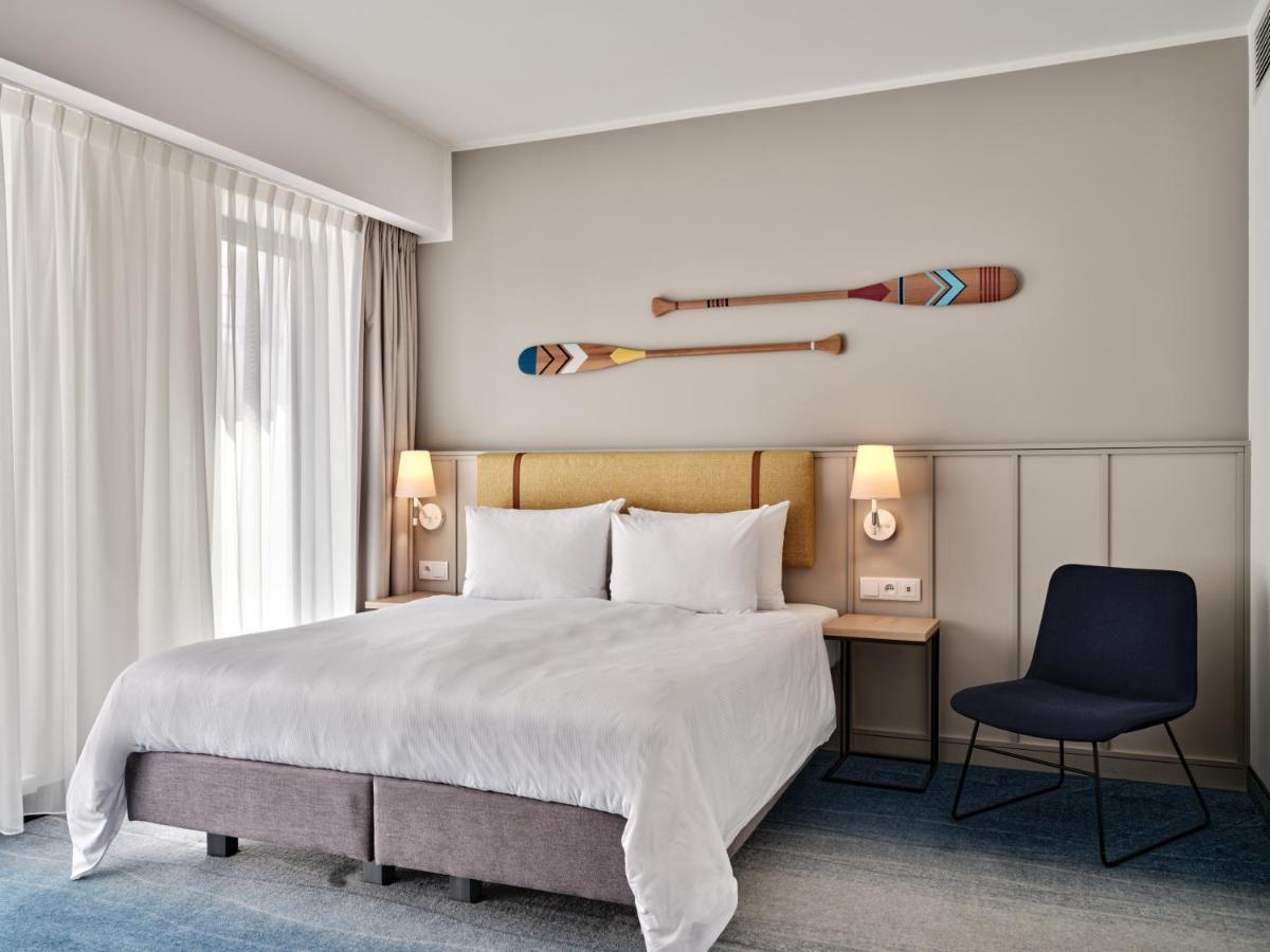 Standard Room,1272671626:JPEG