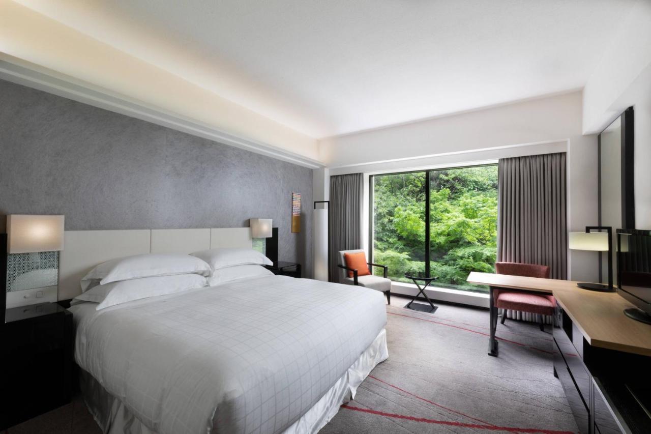 MIYABI SUPERIOR, Club lounge access, Guest room, 1 King,1606554653:JPEG