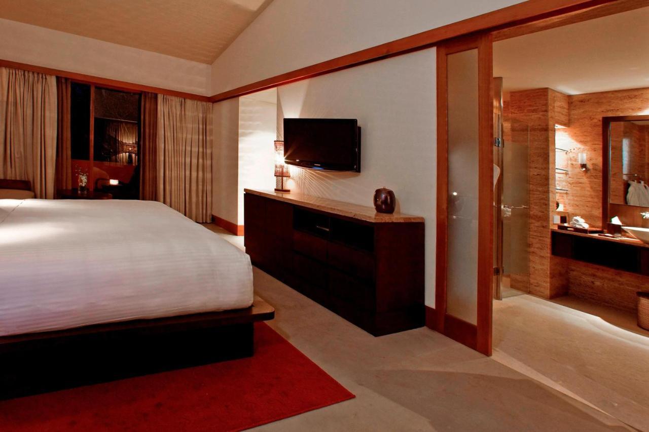 Premier Room, Guest room, 1 King, Garden view,1542786163:JPEG