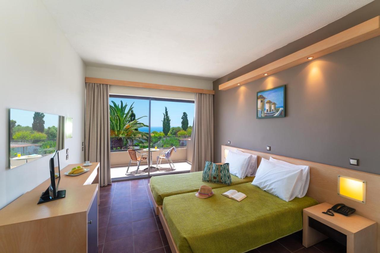 Double or Twin Room with Sea View,1419655257:JPEG