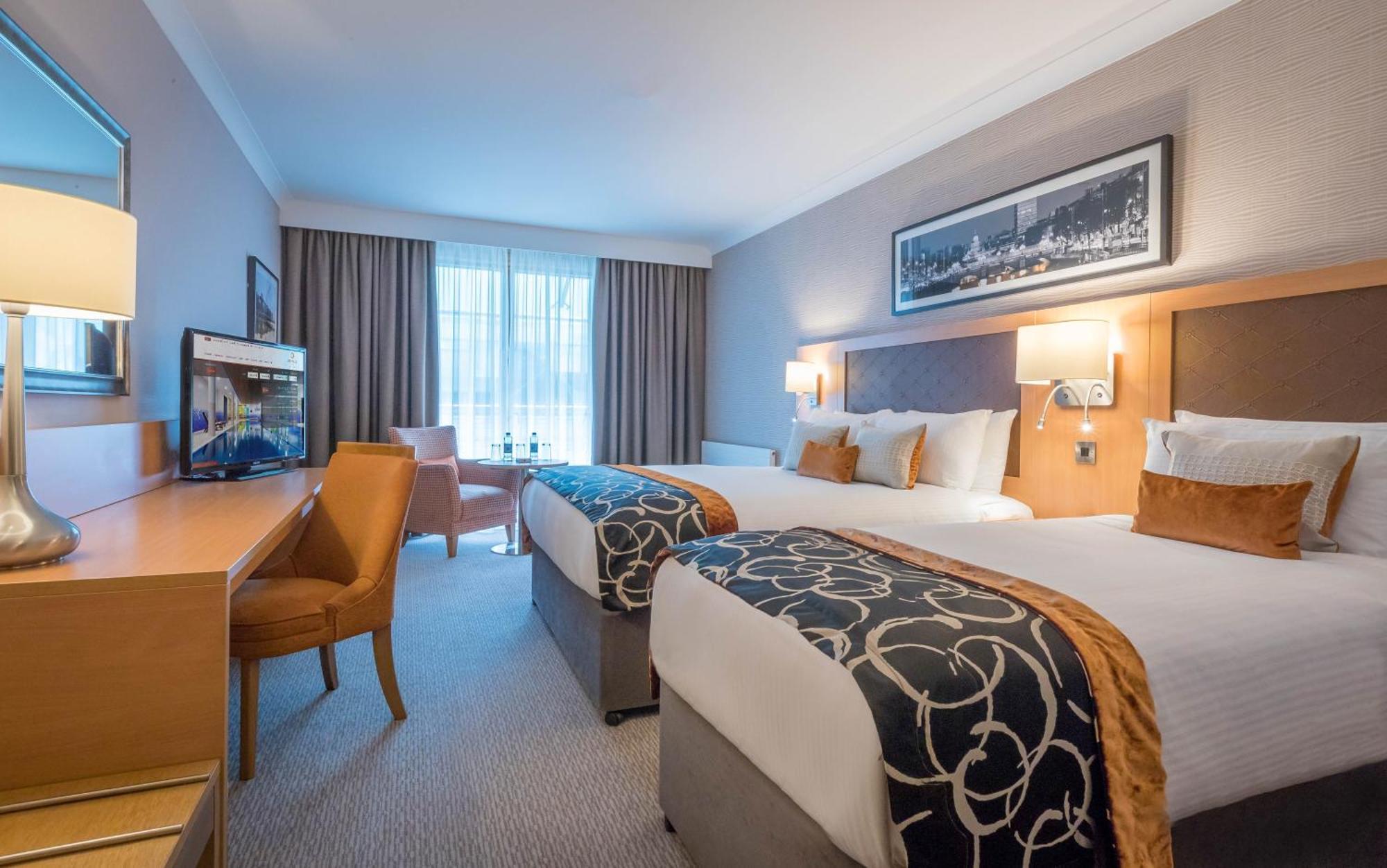 Deluxe Double & Single Room