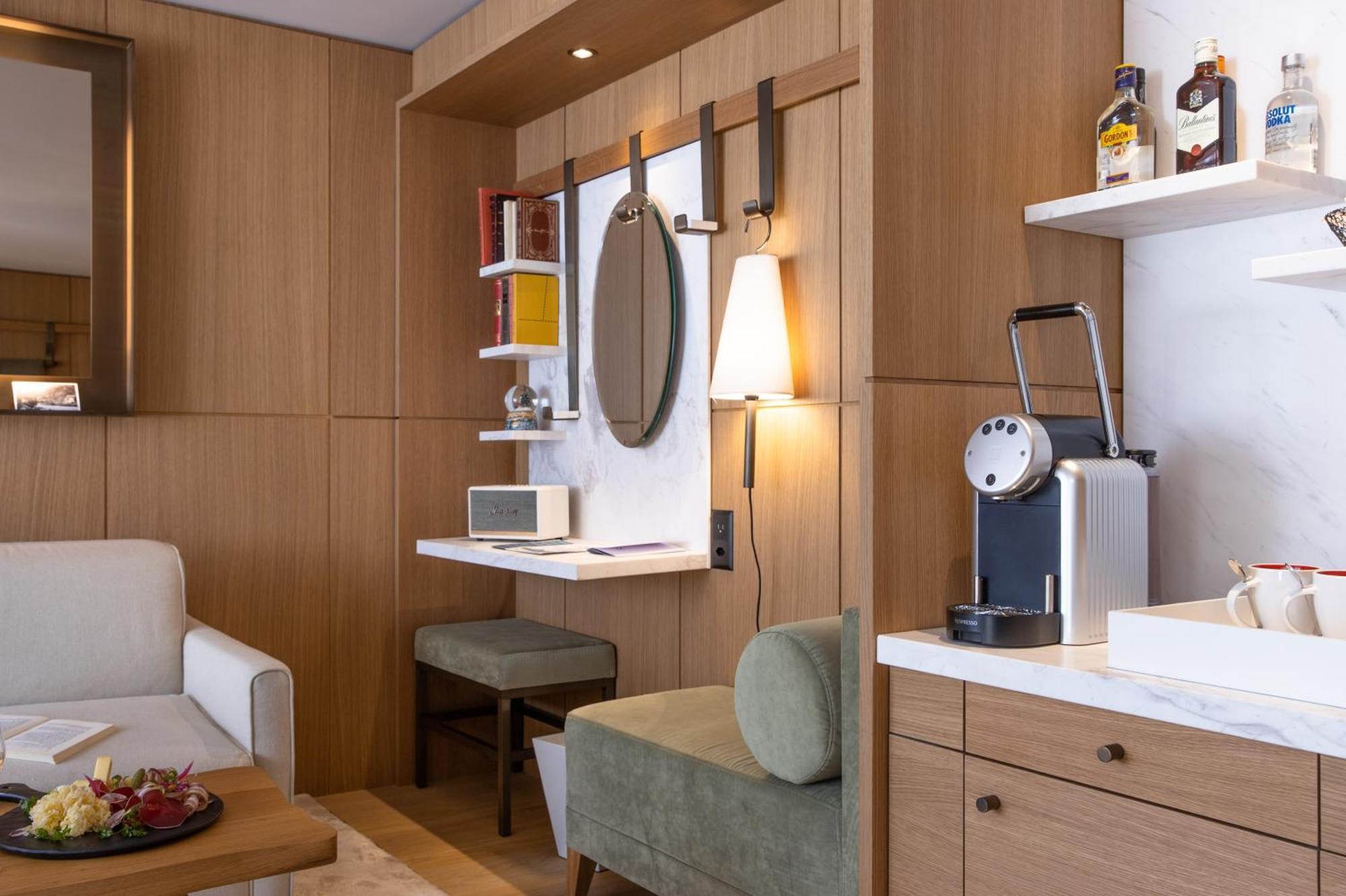 Junior Suite