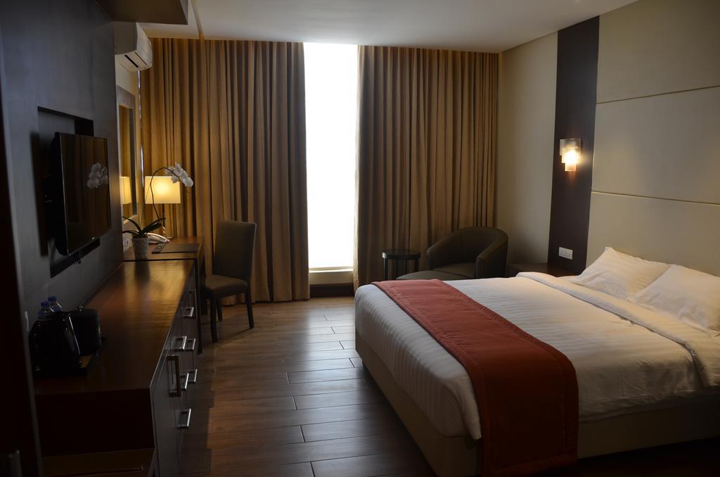 Superior King Room,143746790:JPEG