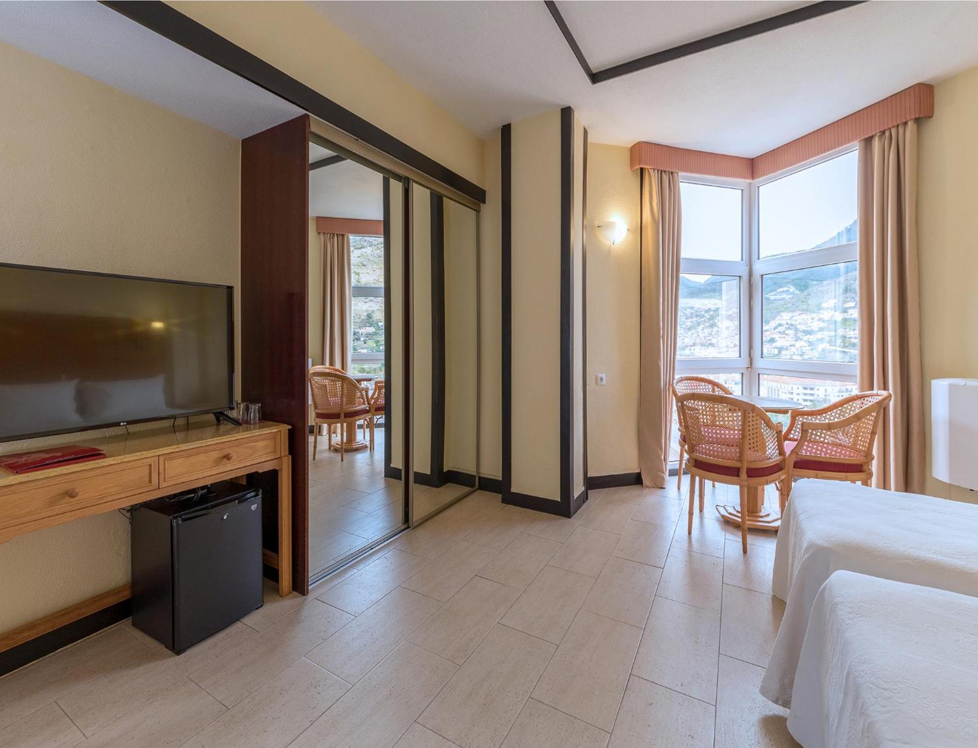 Chambre Triple avec Vue sur la Baie