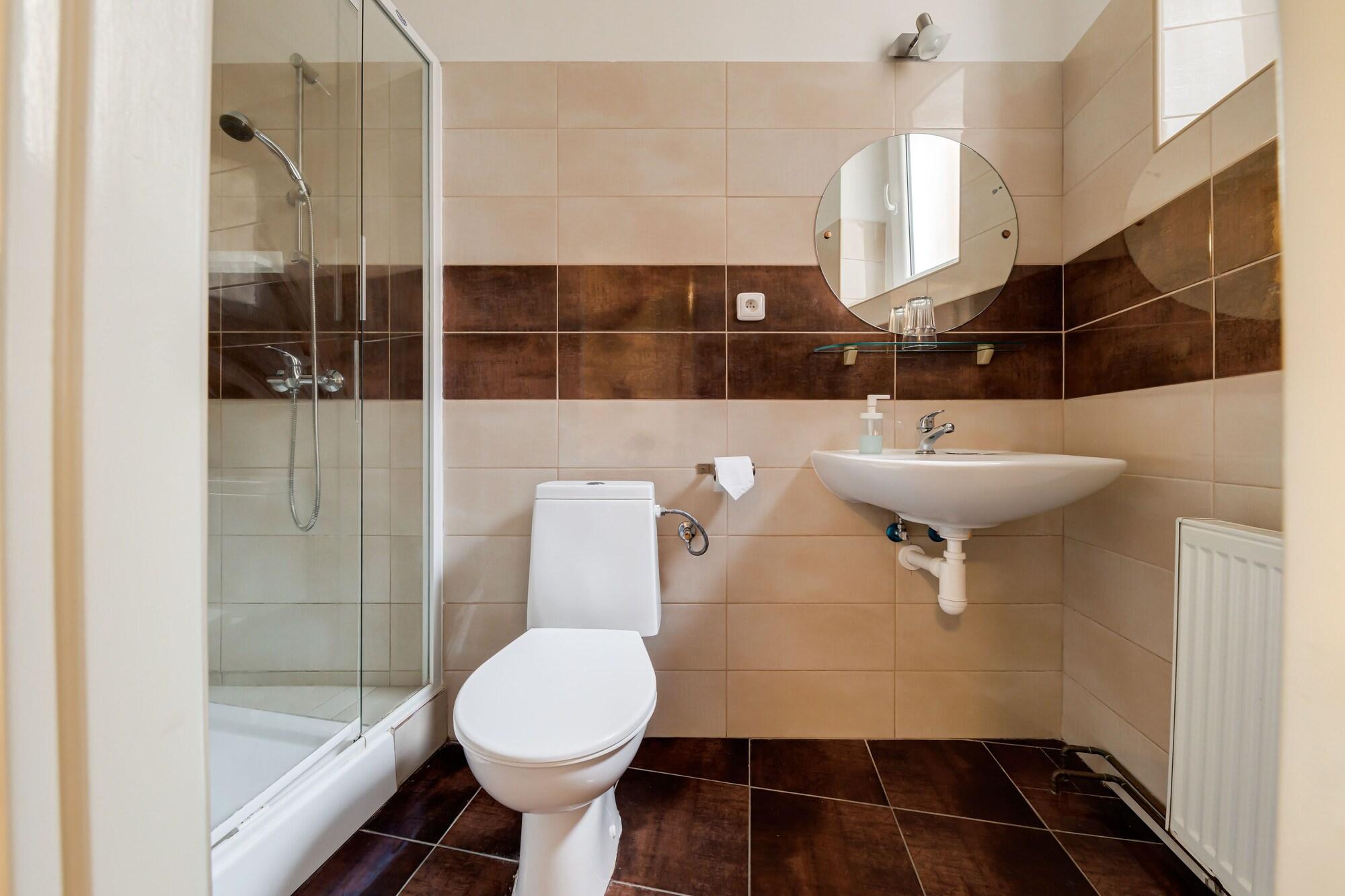 Economy Single Room