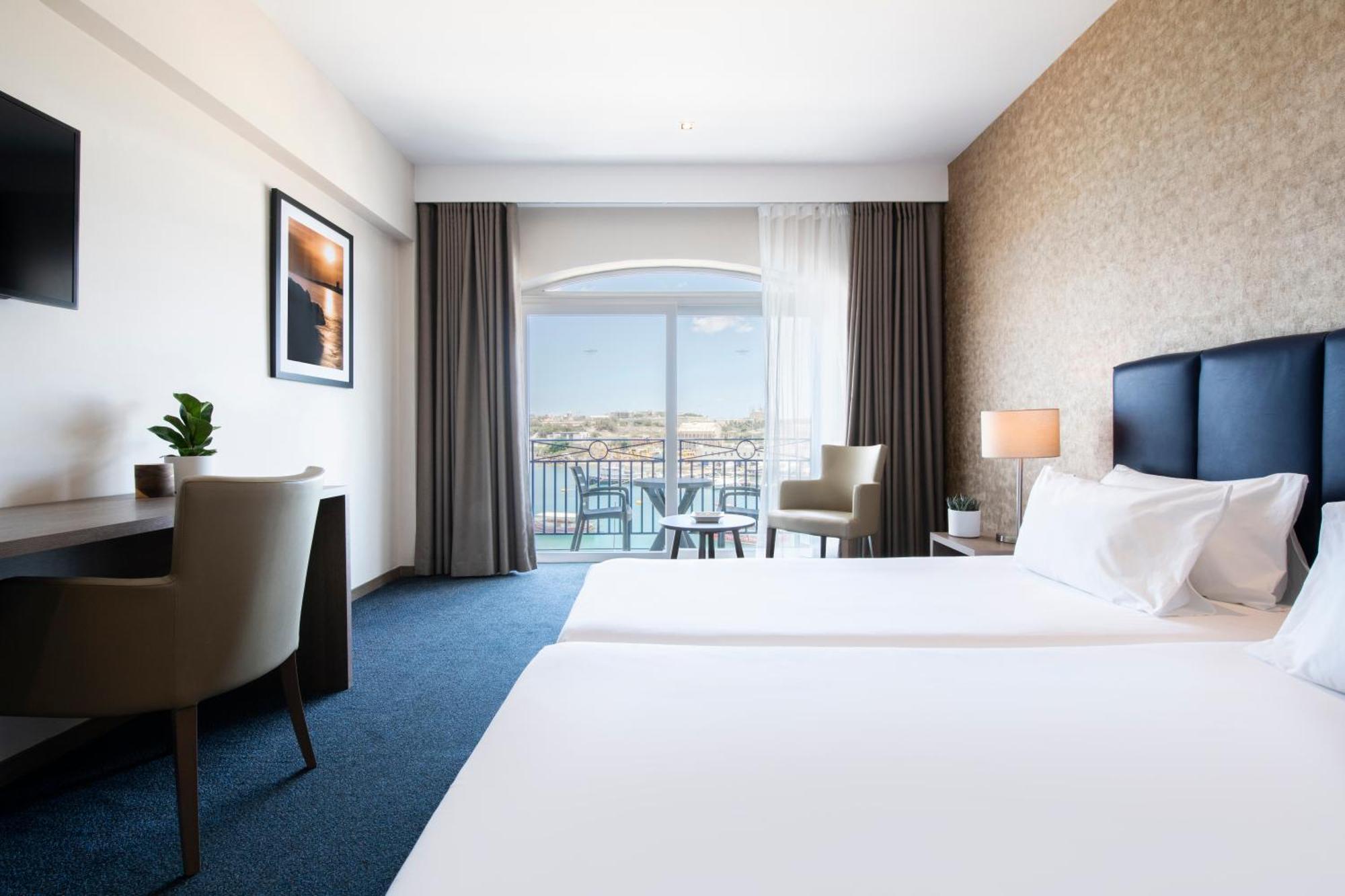 Superior Double or Twin Room Sea View