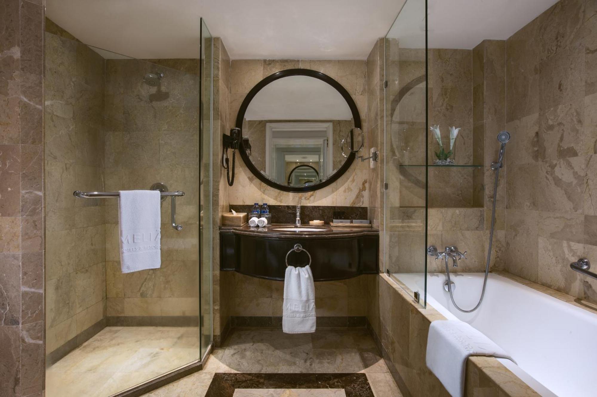 The Level Guestroom