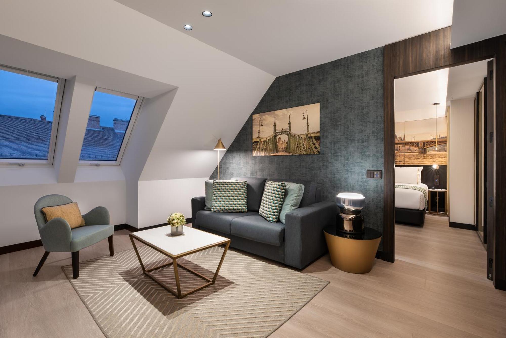 Suite Ambassador
