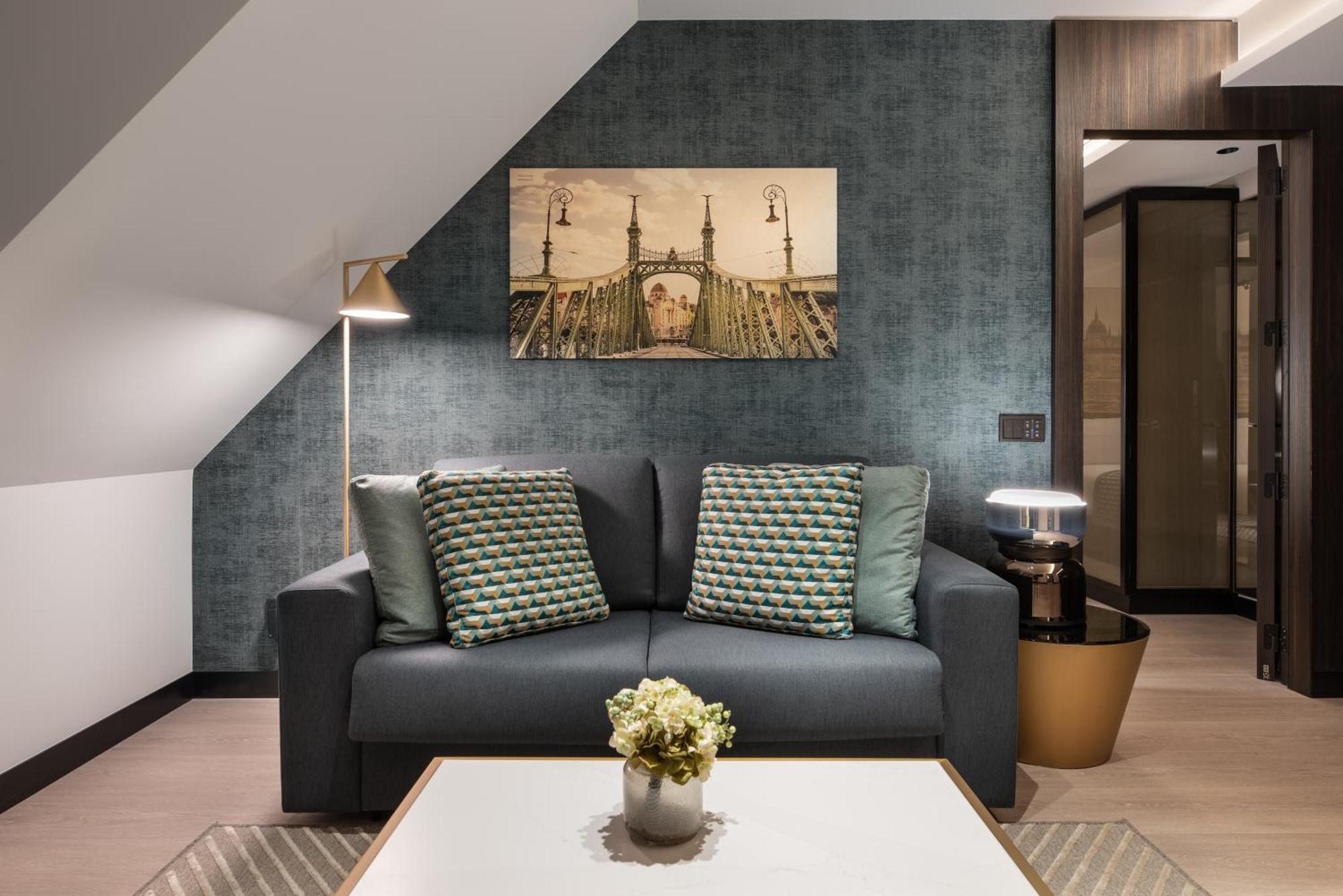 Suite Ambassador