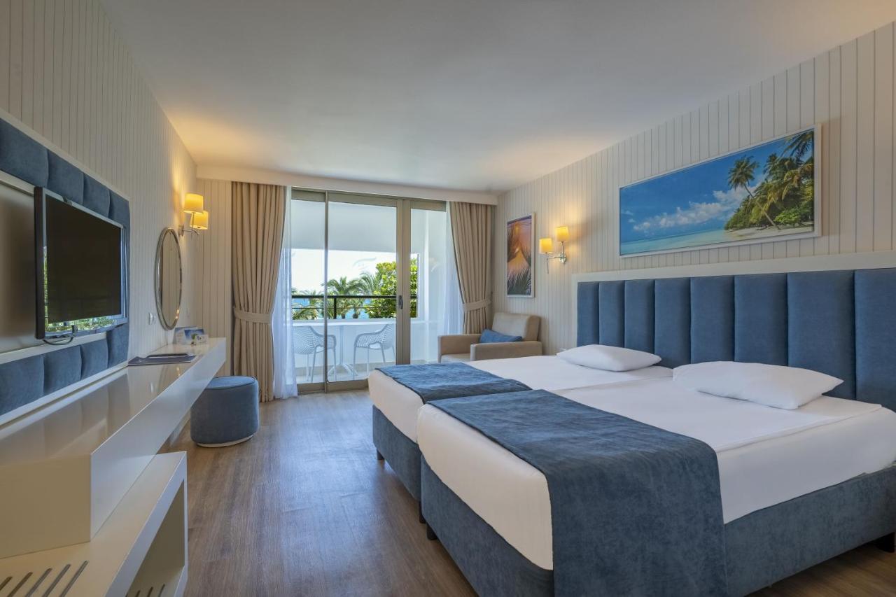 Doppelzimmer mit Balkon