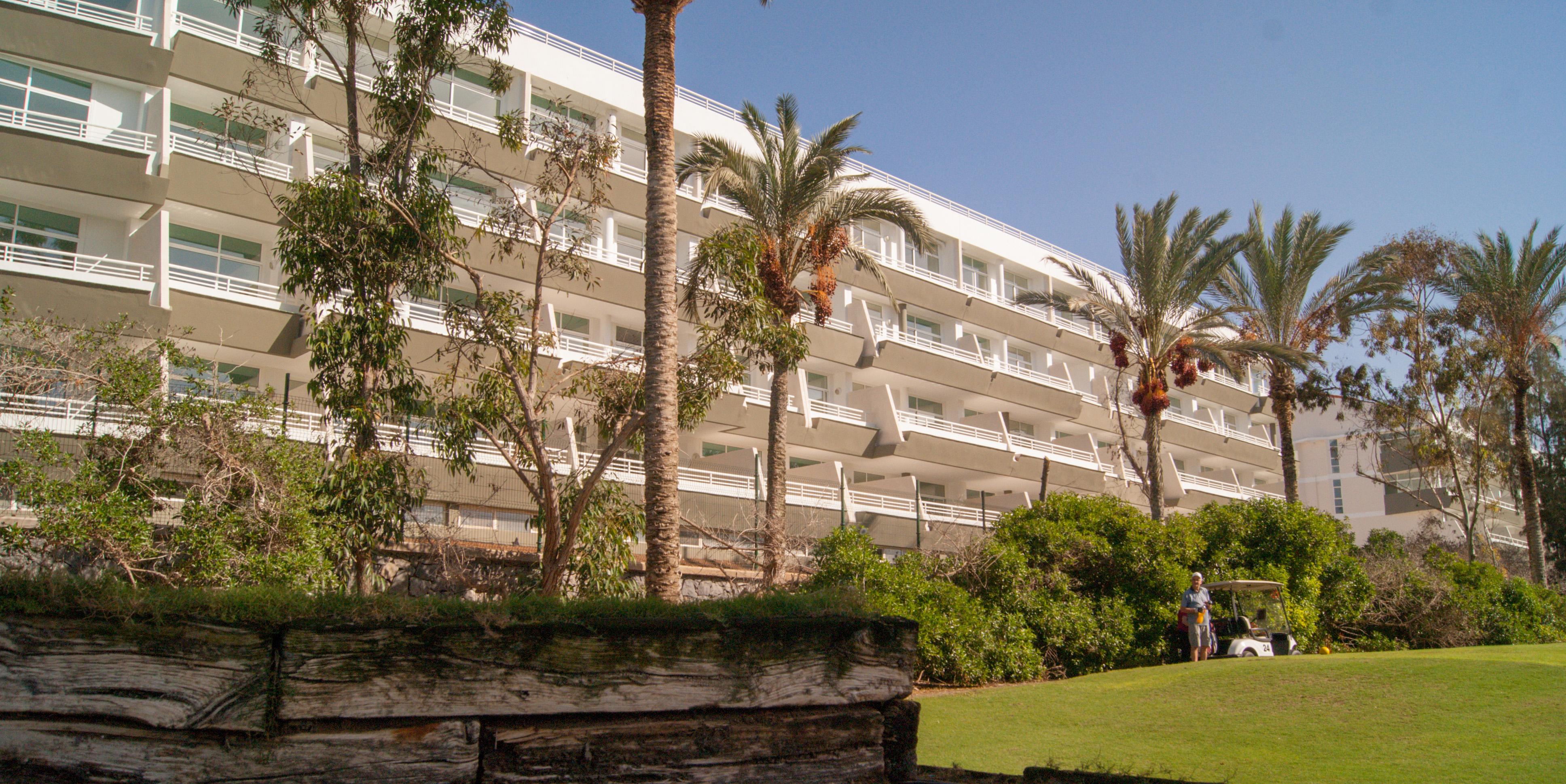 Suite Golf Course View