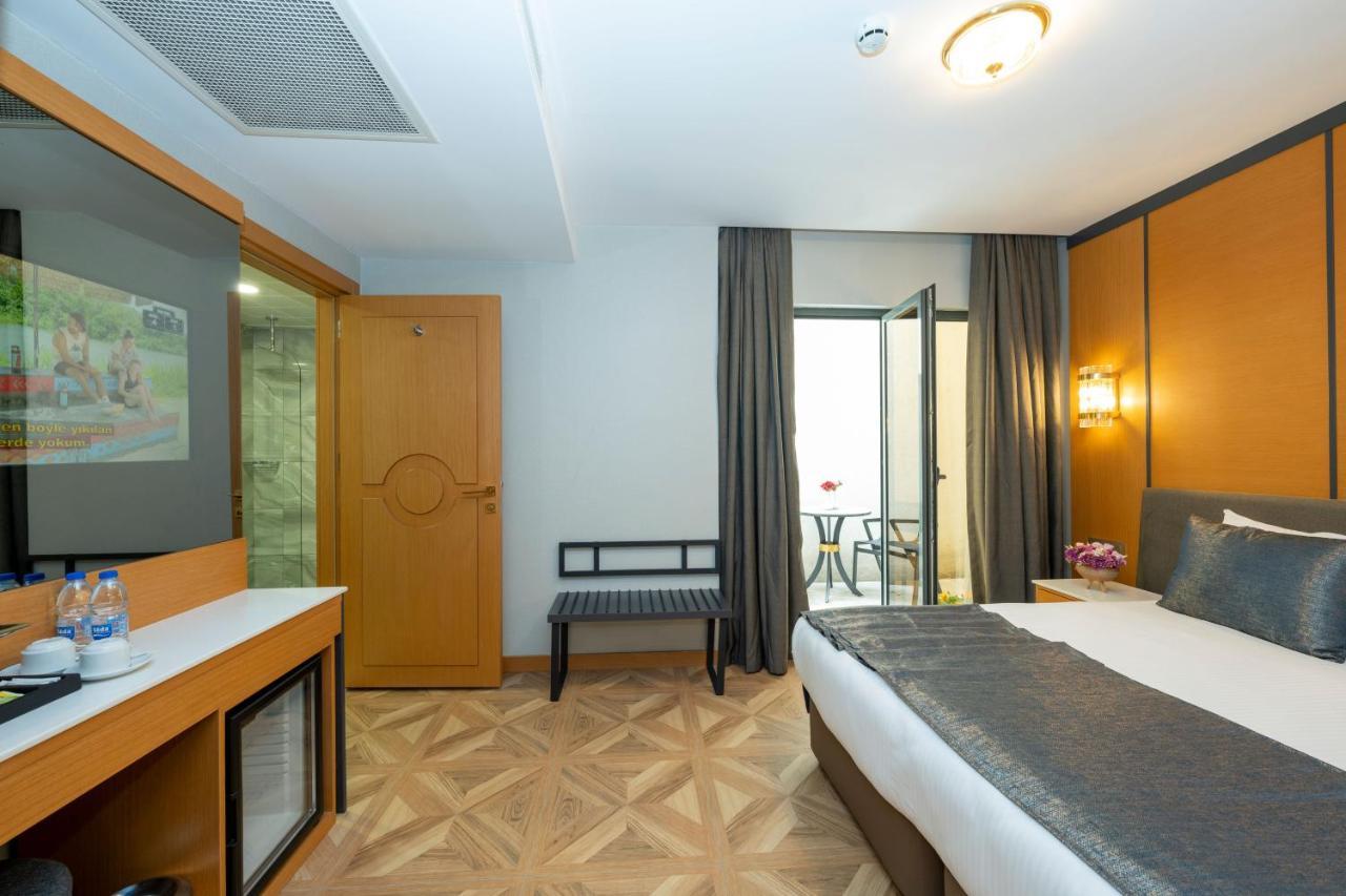 Deluxe Double or Twin Room with Balcony,1480774709:JPEG