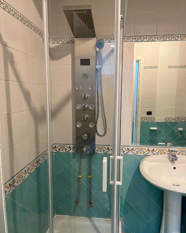 Quadruple Room Private External Bathroom