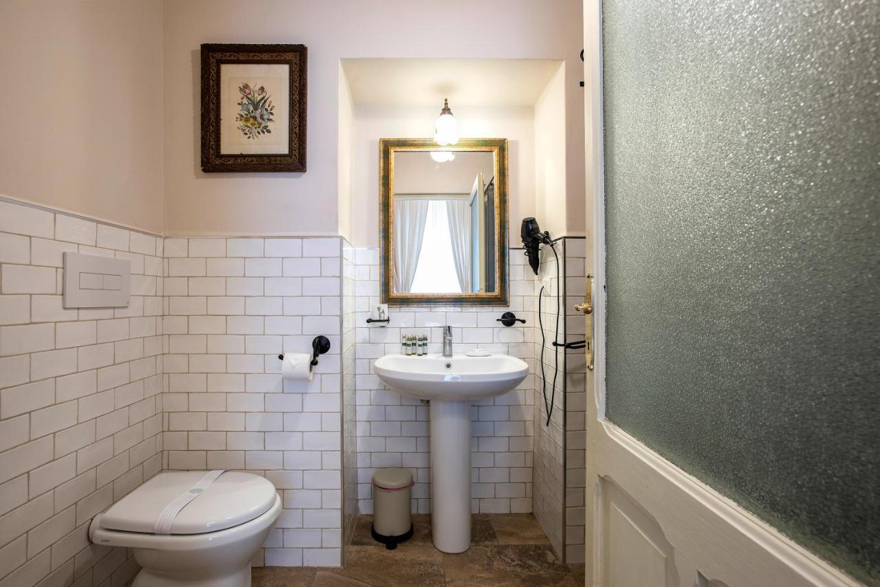 Superior Quadruple Room,1497717592:JPEG