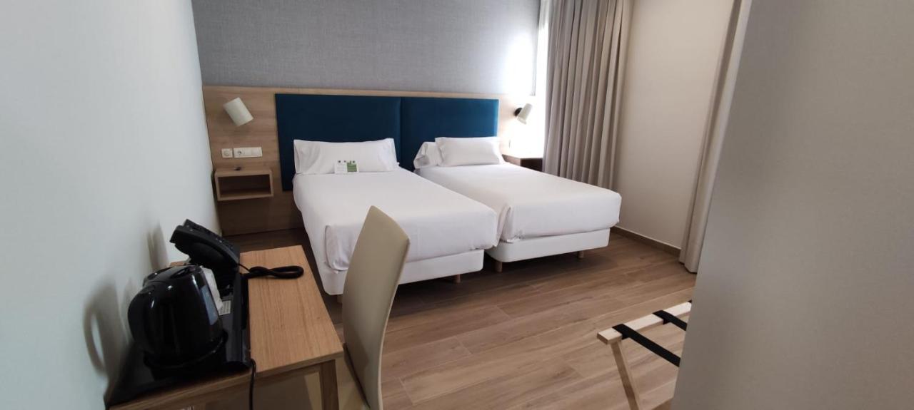Budget Twin Room