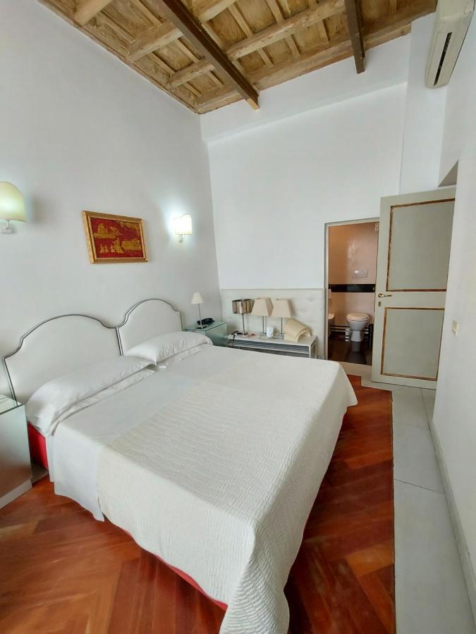 Double Room,1498579270:JPEG