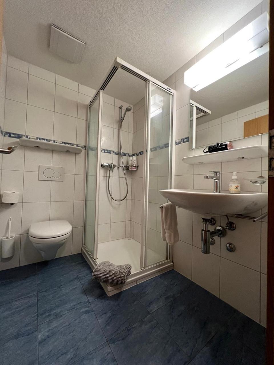 Zweibettzimmer mit Aussicht auf den Wasserfall