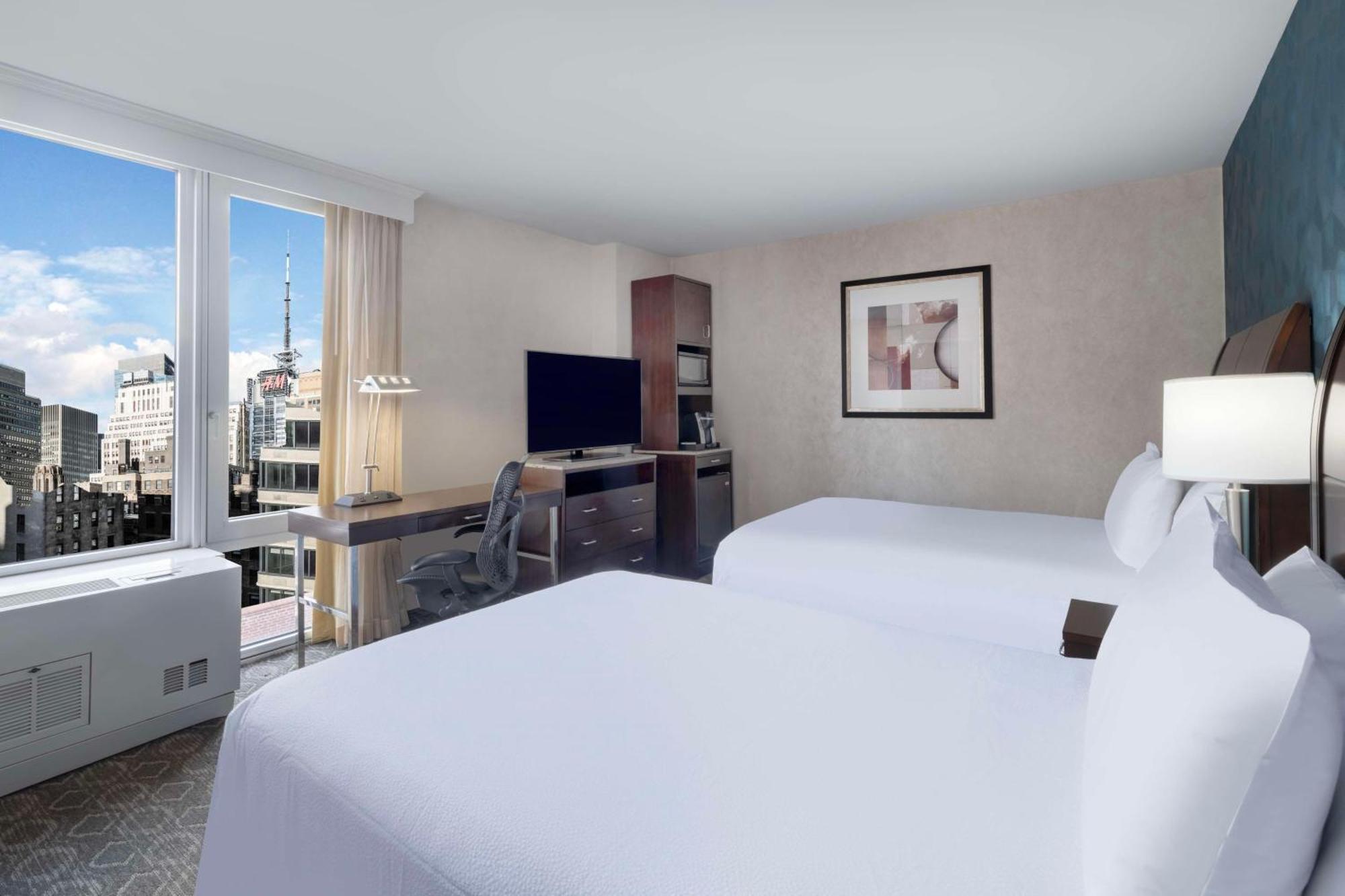 Double Room with Parade View,1552320370:JPEG