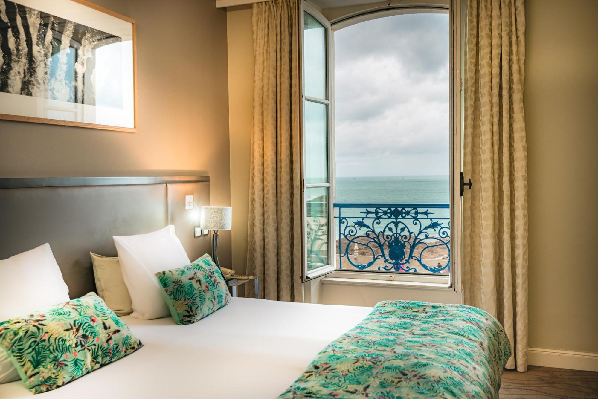 Superior Sea View Room