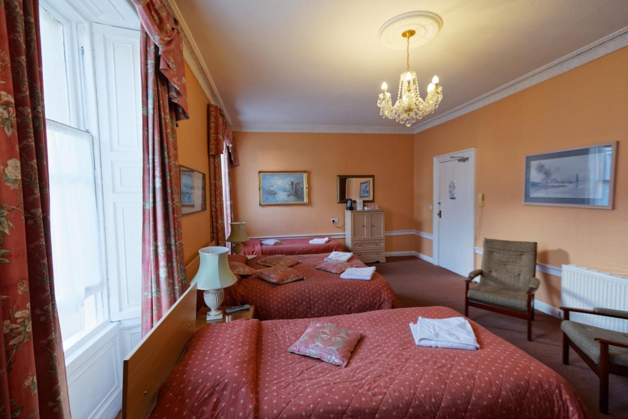 Family Room ensuite