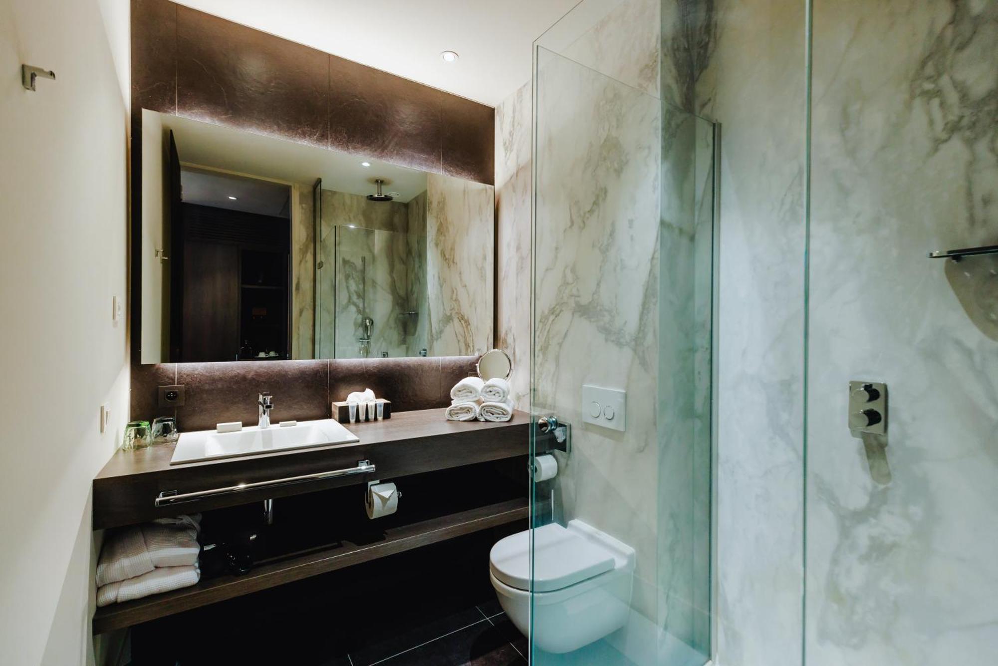 Superior Double or Twin Room,1500391099:JPEG