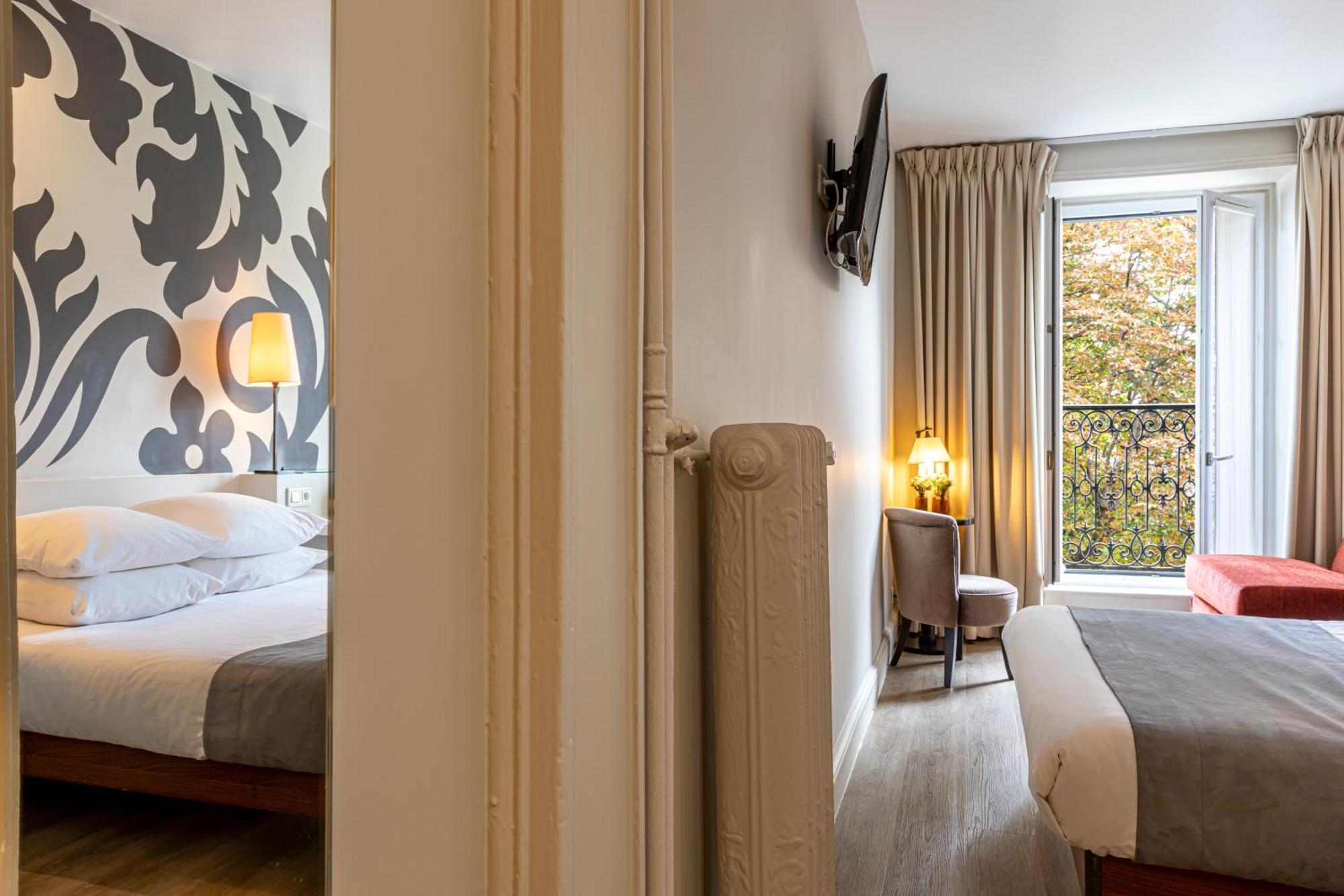 Superior room garden view