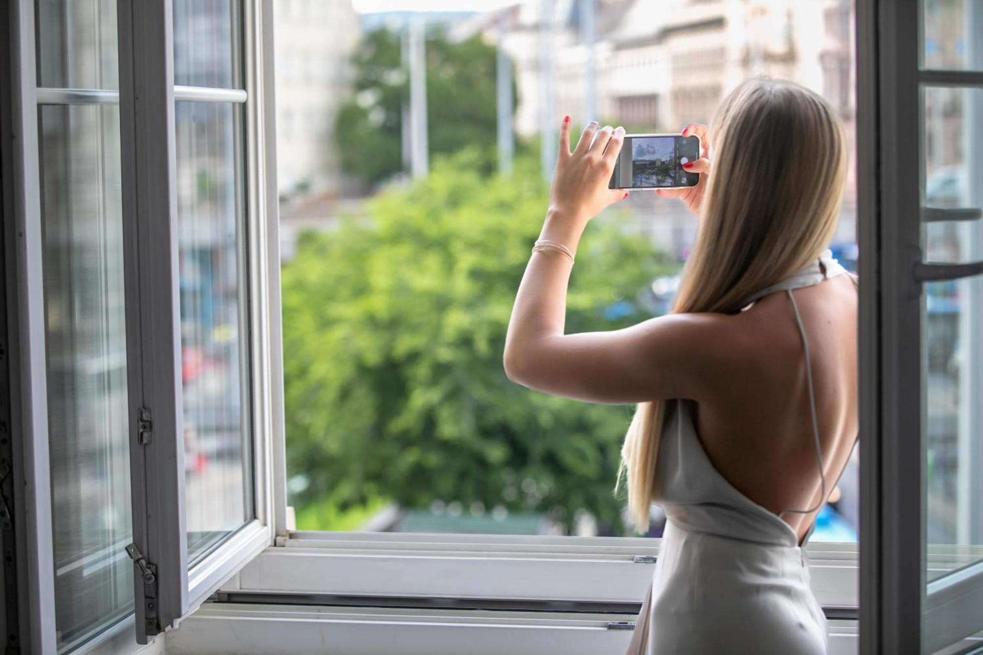 Large Double Room,1285848445:JPEG