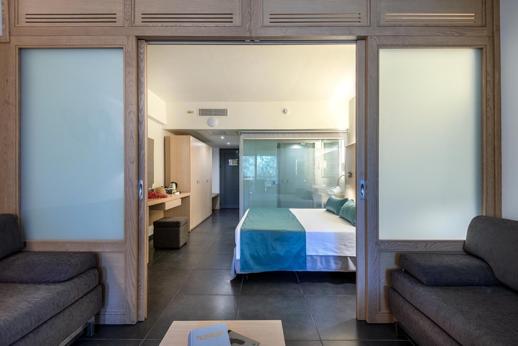 Superior Family Room Sliding Door Inland View