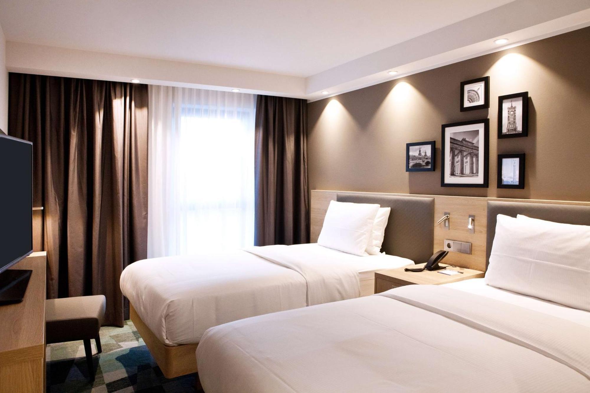 Twin Room,1548817660:JPEG
