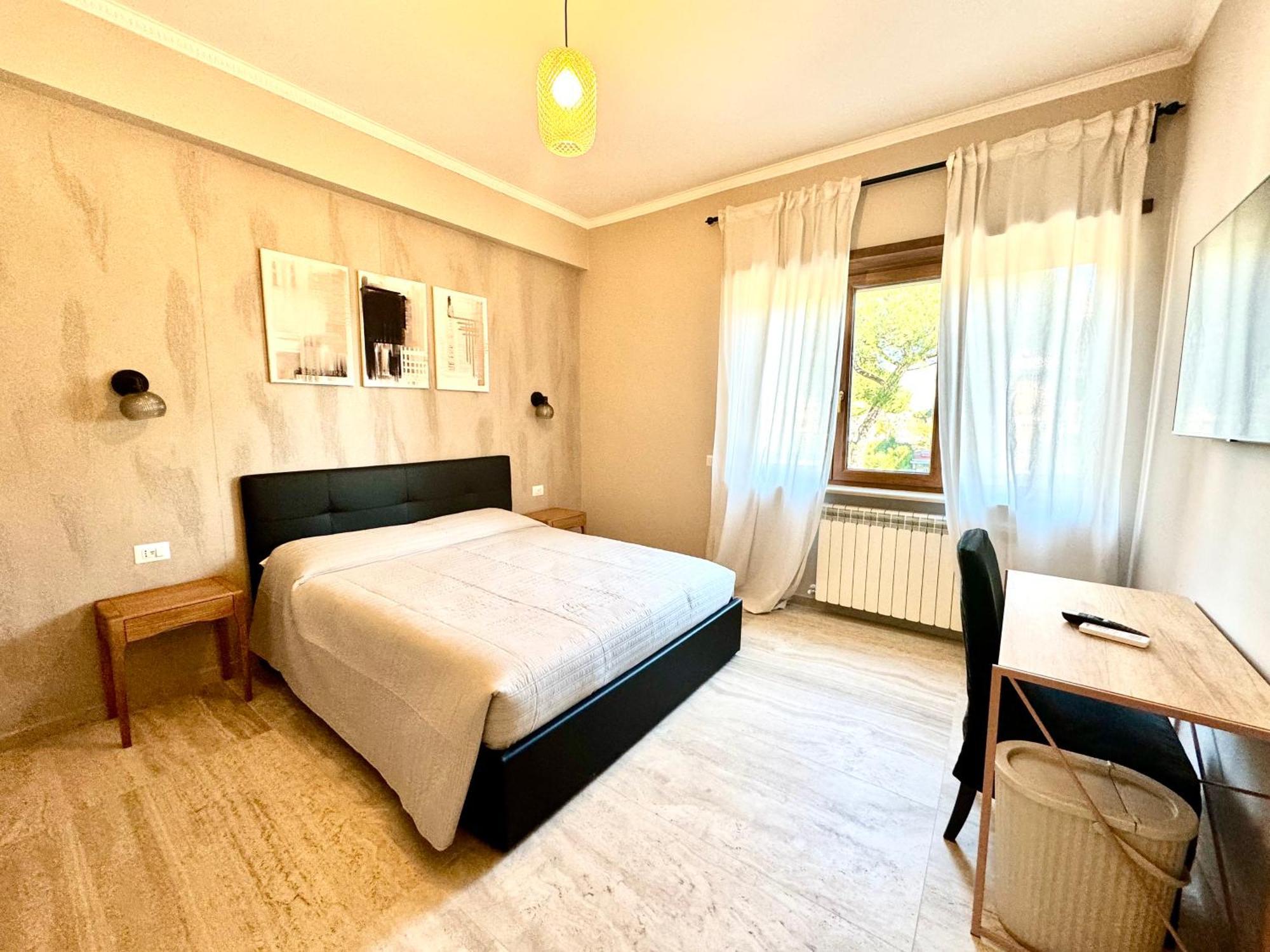 Deluxe Double Room,1511874097:JPEG