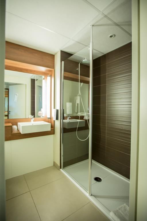 Standard Double Room,150586210:JPEG