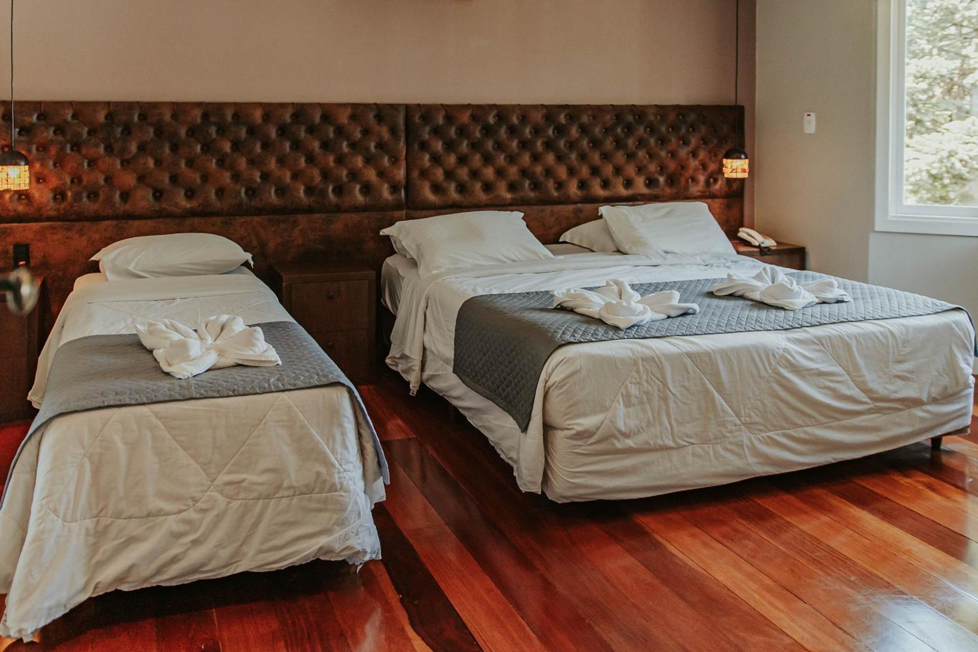 Deluxe Triple Room,1594945985:JPEG