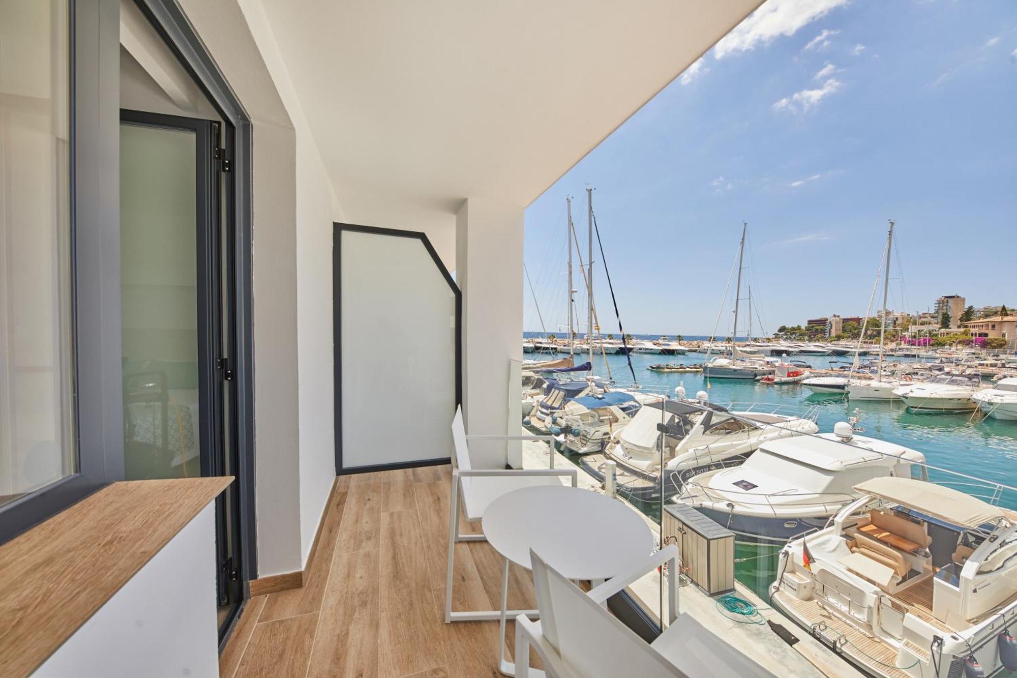 Nautical Experience Pack Port View or Sea View
