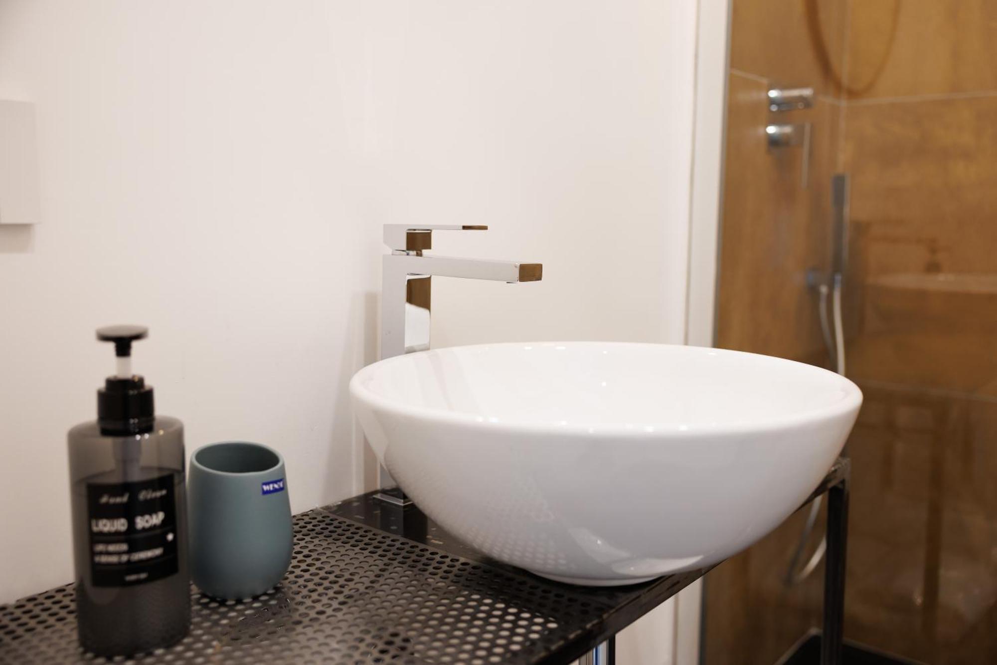 Double Room Private Bathroom
