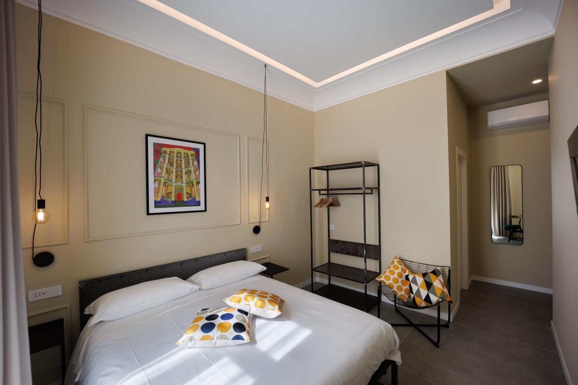 Double Room Private Bathroom