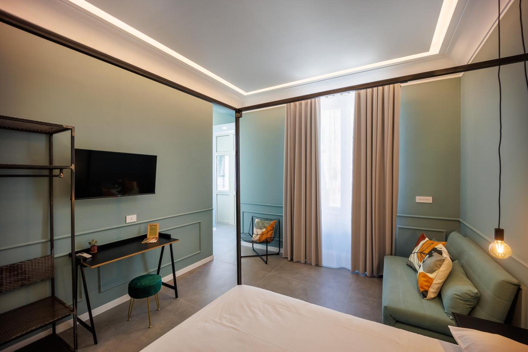 Quadruple Room Private Bathroom