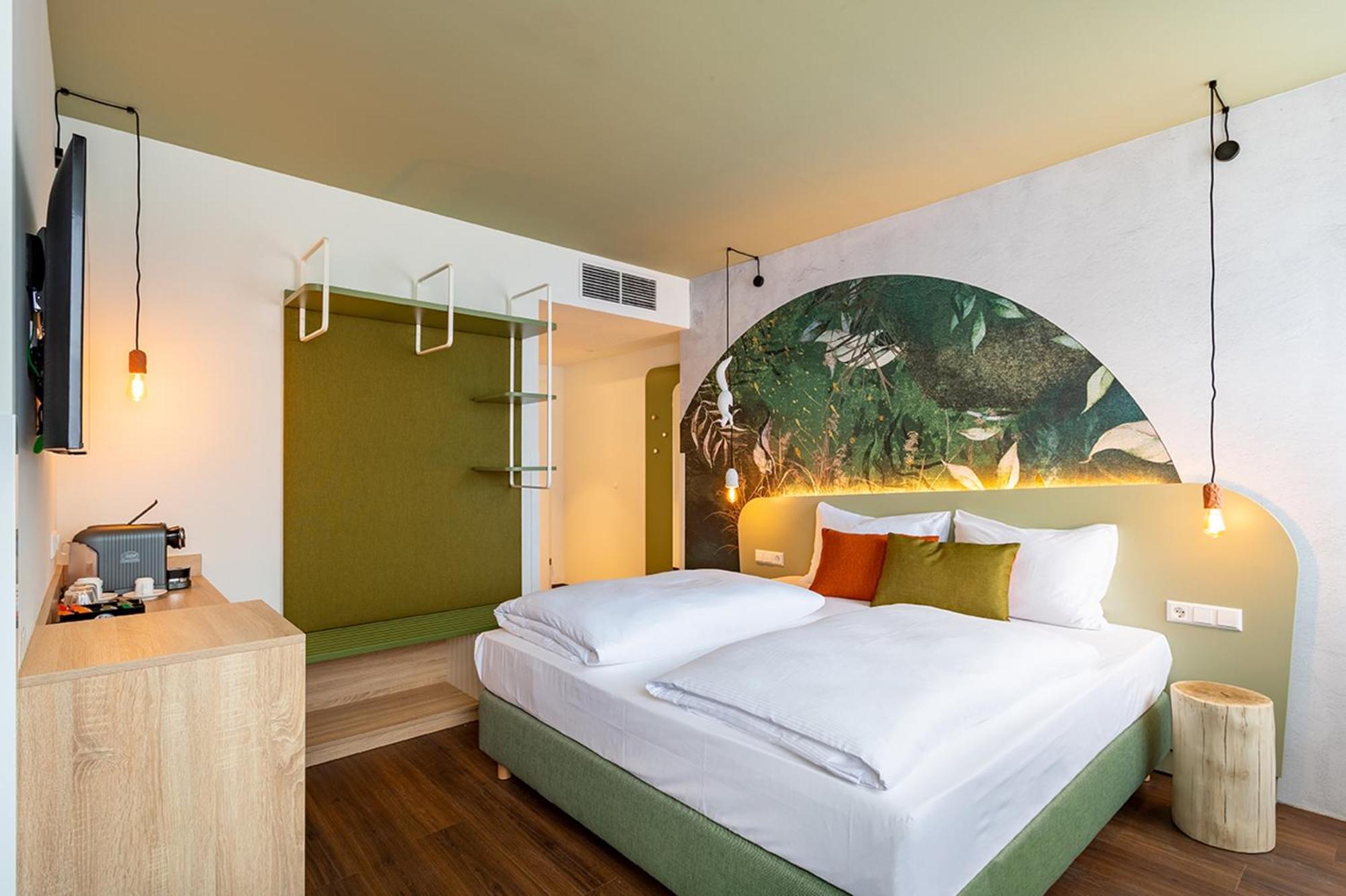 Premium Quadruple Room