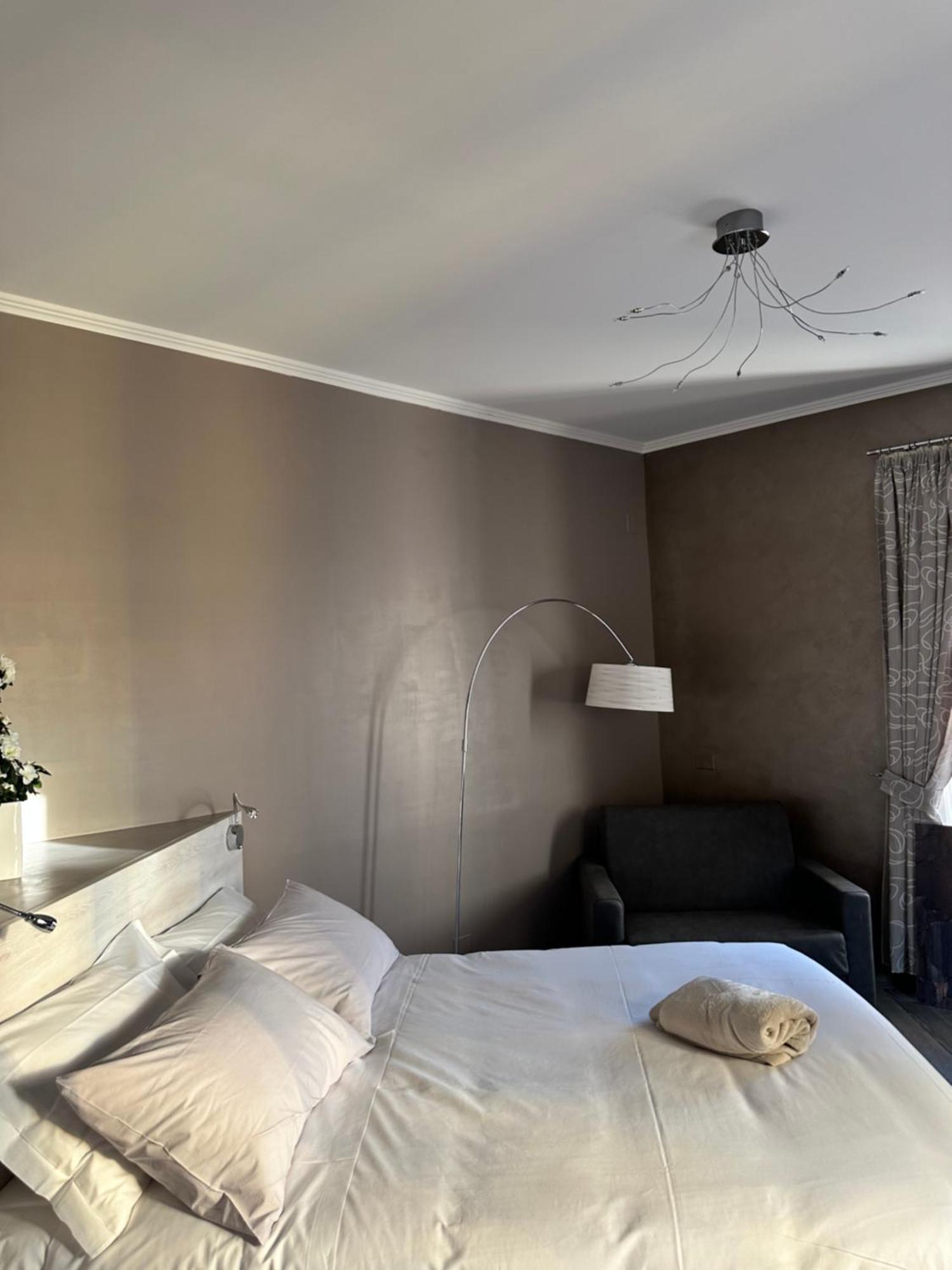 Deluxe Family Suite