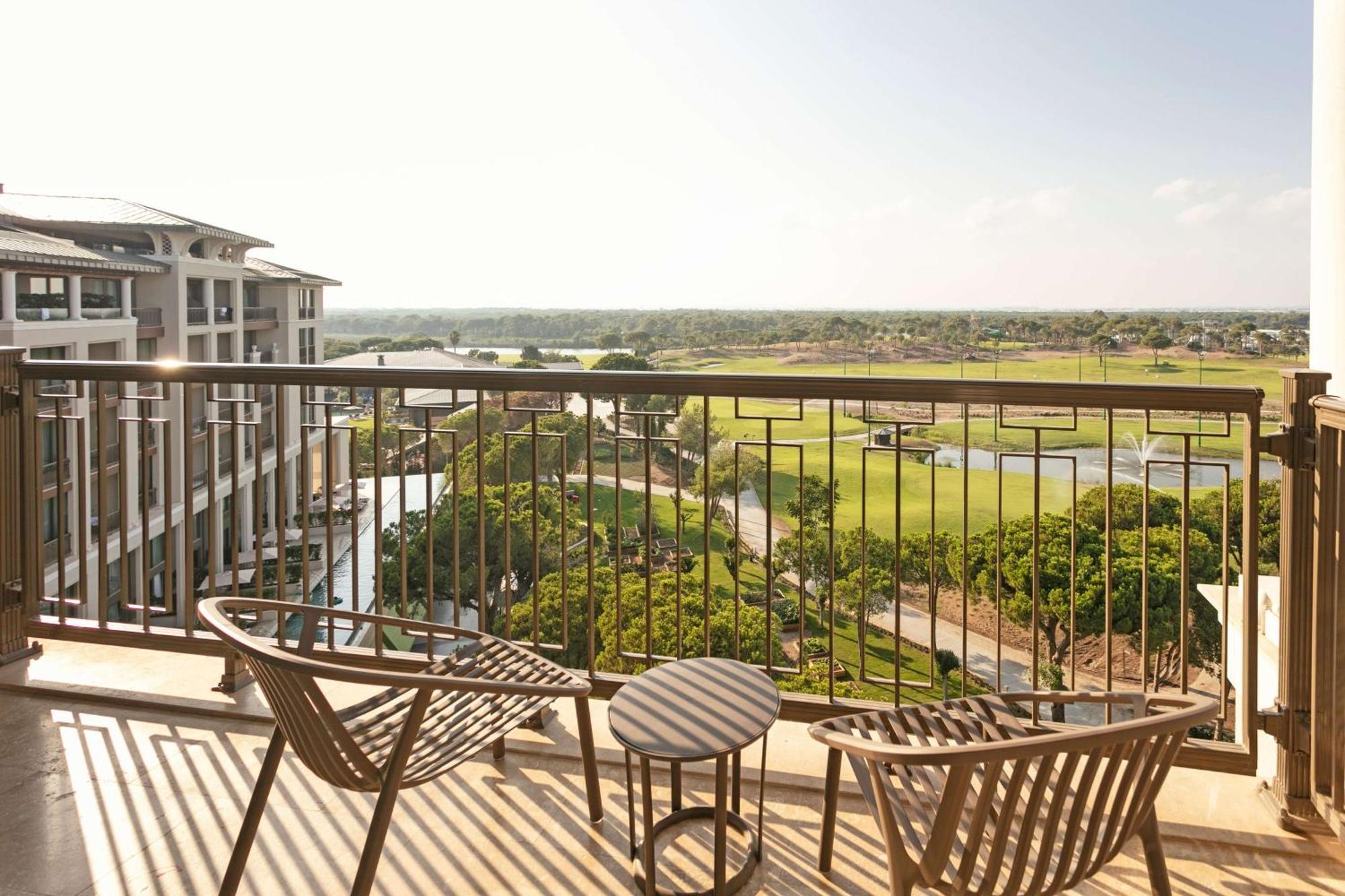 Superior Room with Golf View