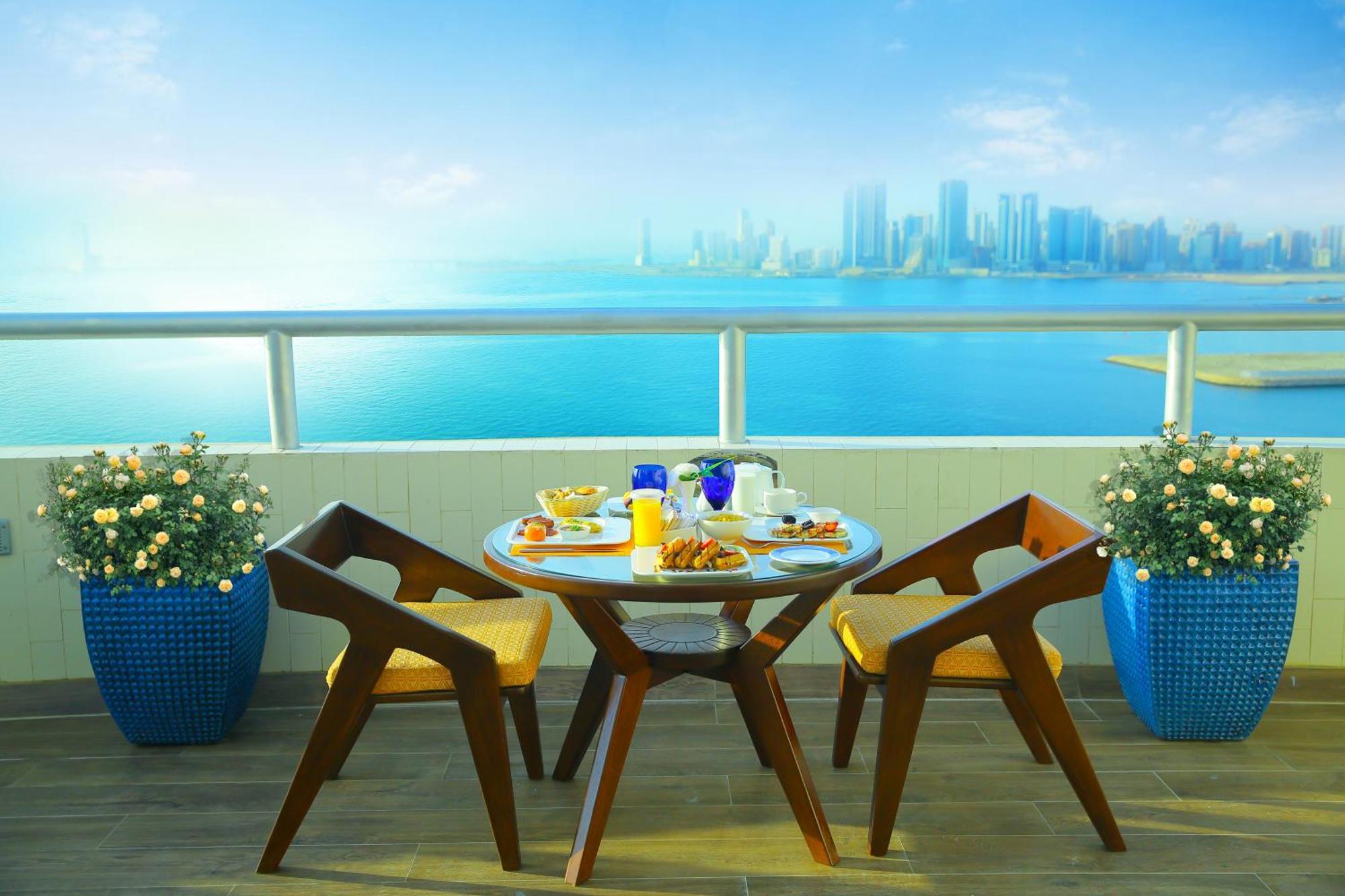One-Bedroom Suite with Balcony,1529424283:JPEG